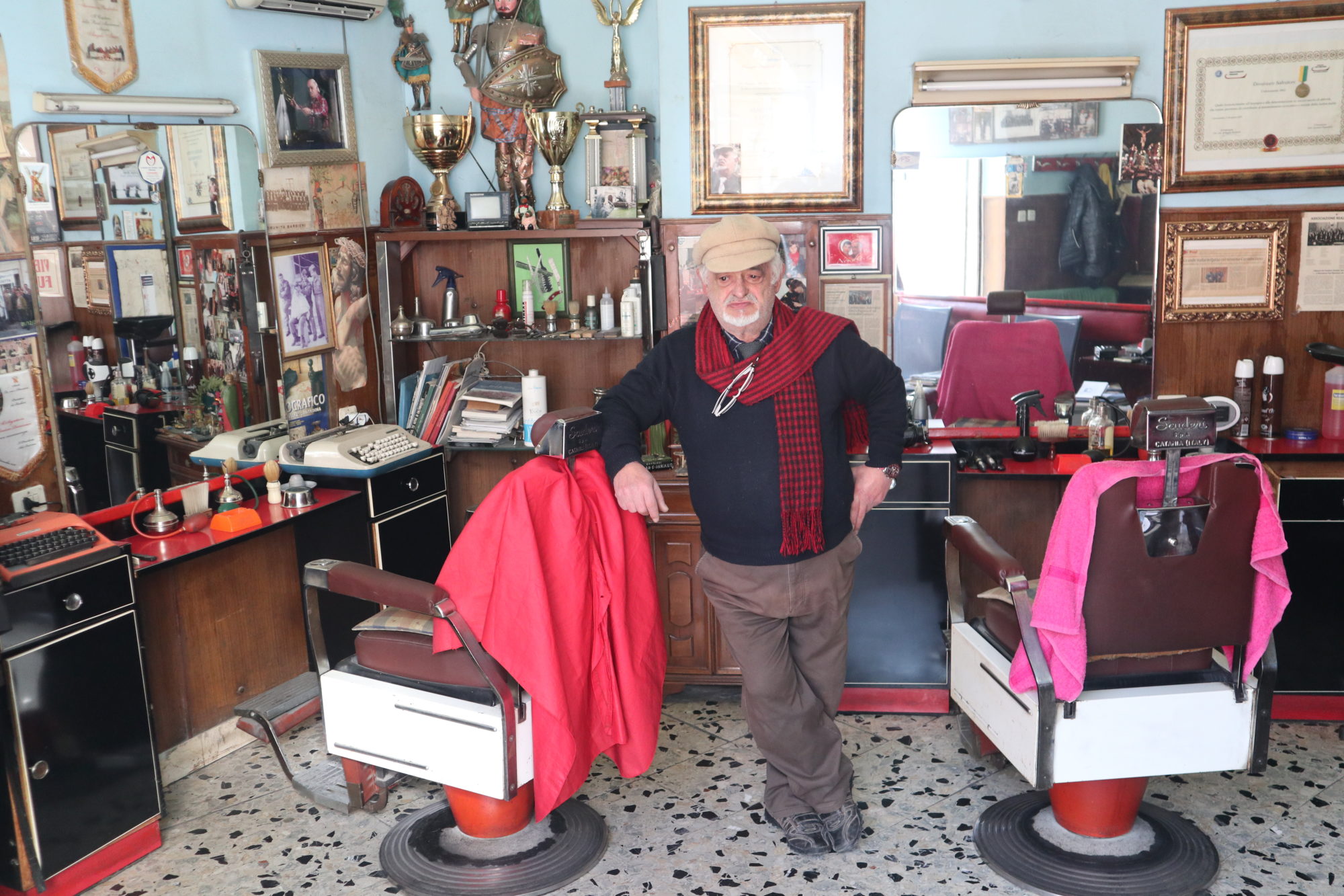 Il barbiere di Sciascia si racconta: “I miei clienti? Scrittori e poeti”